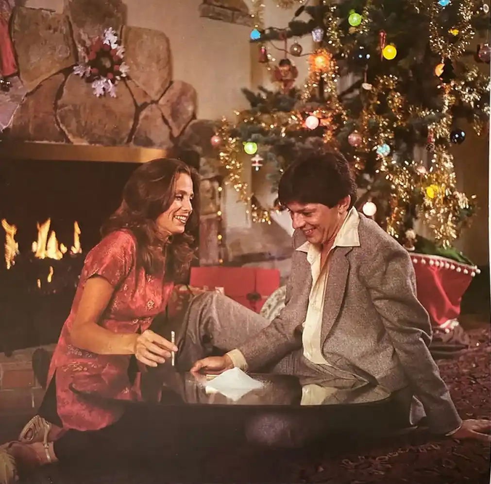 Deck the Halls: A Nostalgic Look at Vintage Christmas Cheer!
