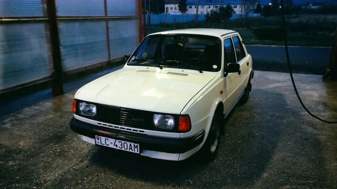 Throwback to the Classic Skoda 105 from '88