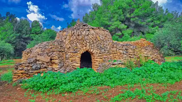 Exploring the scenic Ruta de la Capona