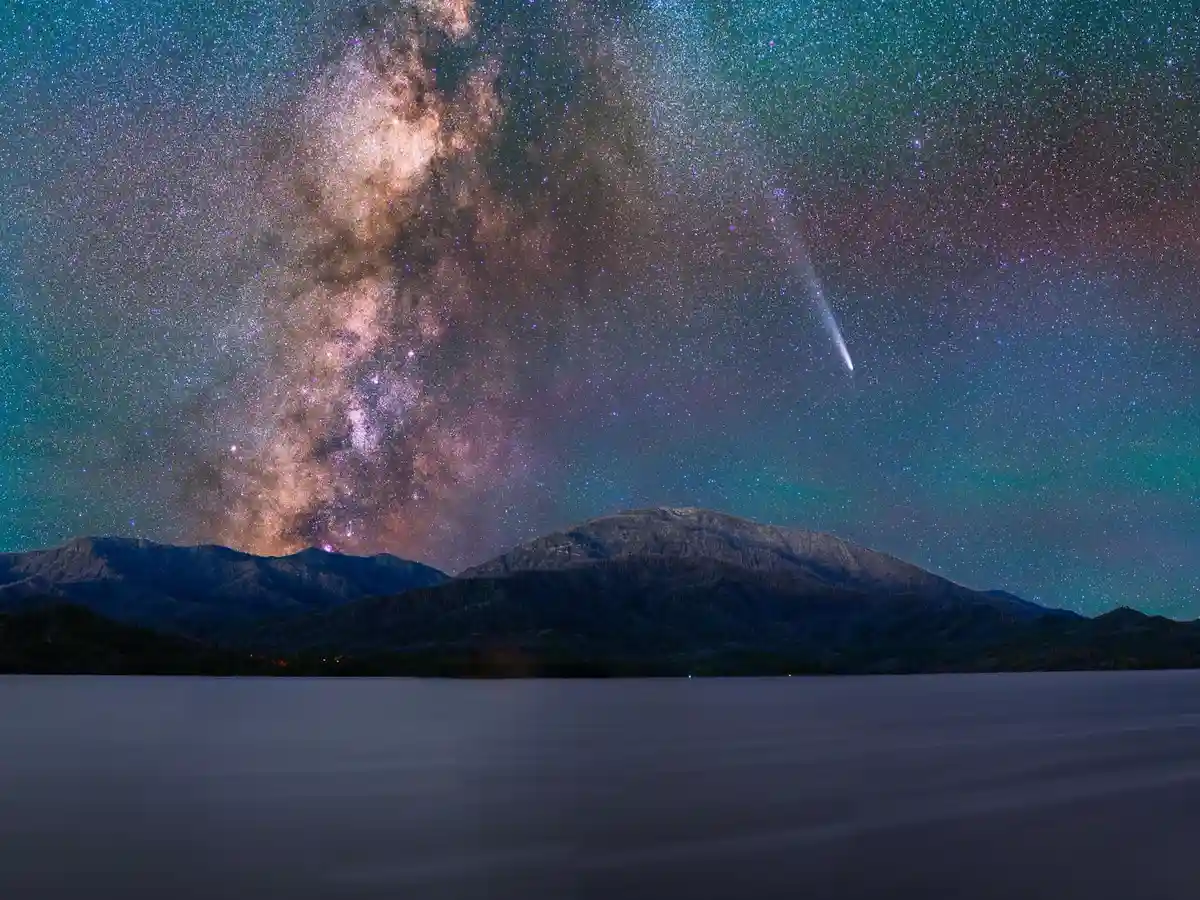 A Stunning Comet Graces the Sky