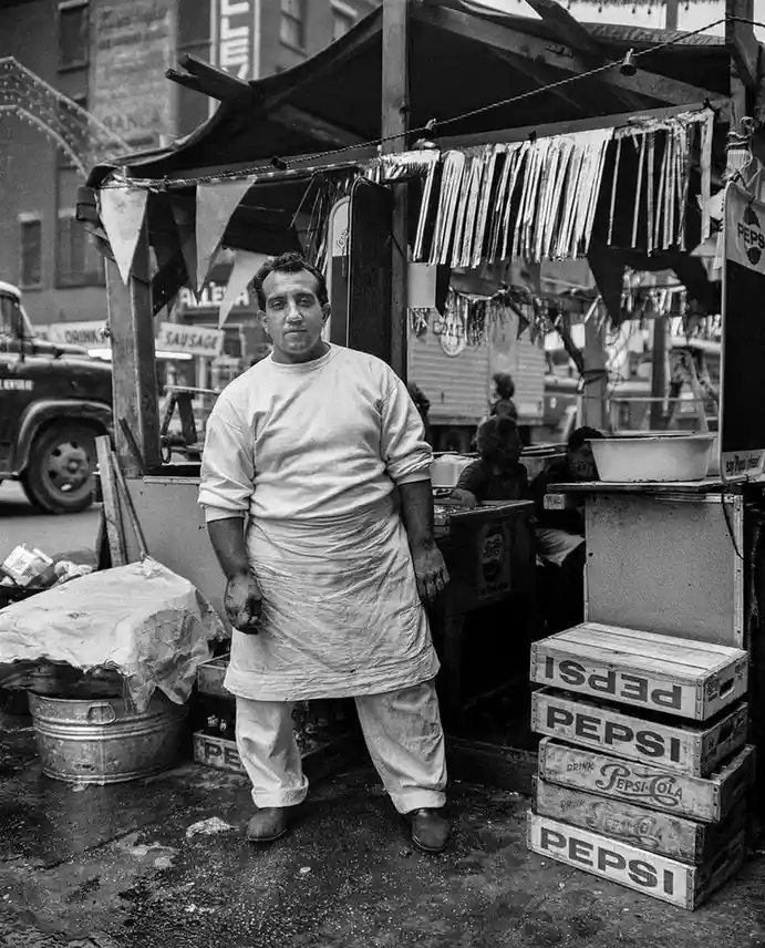 A Glimpse of New York's Hot Dog Stand in 1963