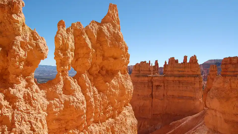 Bryce Canyon's unique red-rock hoodoos were formed by freezing water in cold temperatures, high above sea level. Freezing…