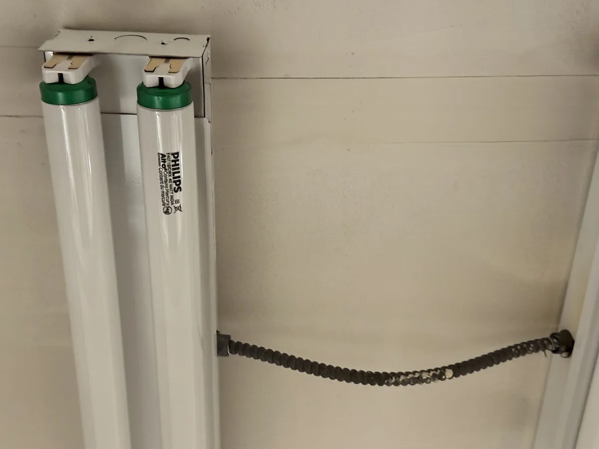 Is It Possible to Easily Swap Fluorescent Bulbs for T8 LED Bulbs?