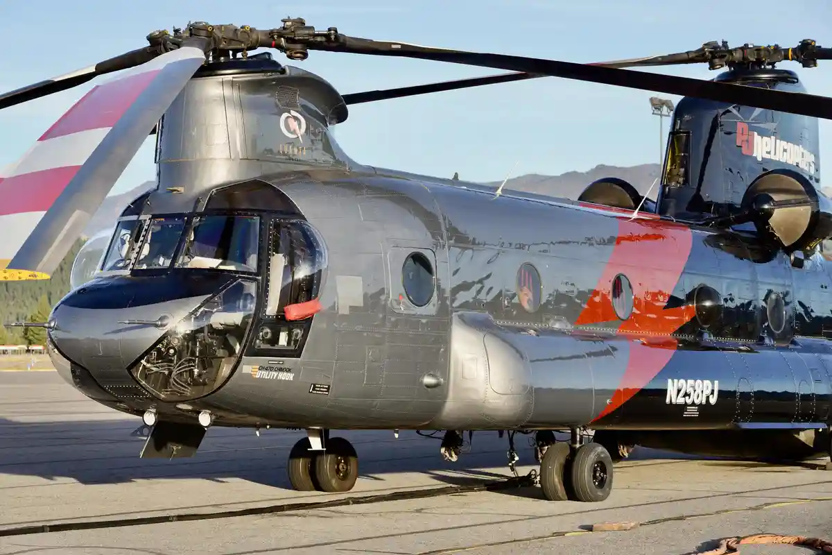 Throwback to 1991: PJ Helicopters and the Mighty Chinook at Truckee Tahoe Airport