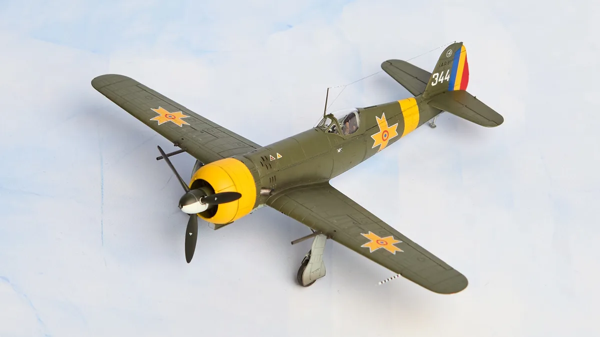 Stunning 1/72 Scale Model of the I.A.R. 81C Dan Vizanty