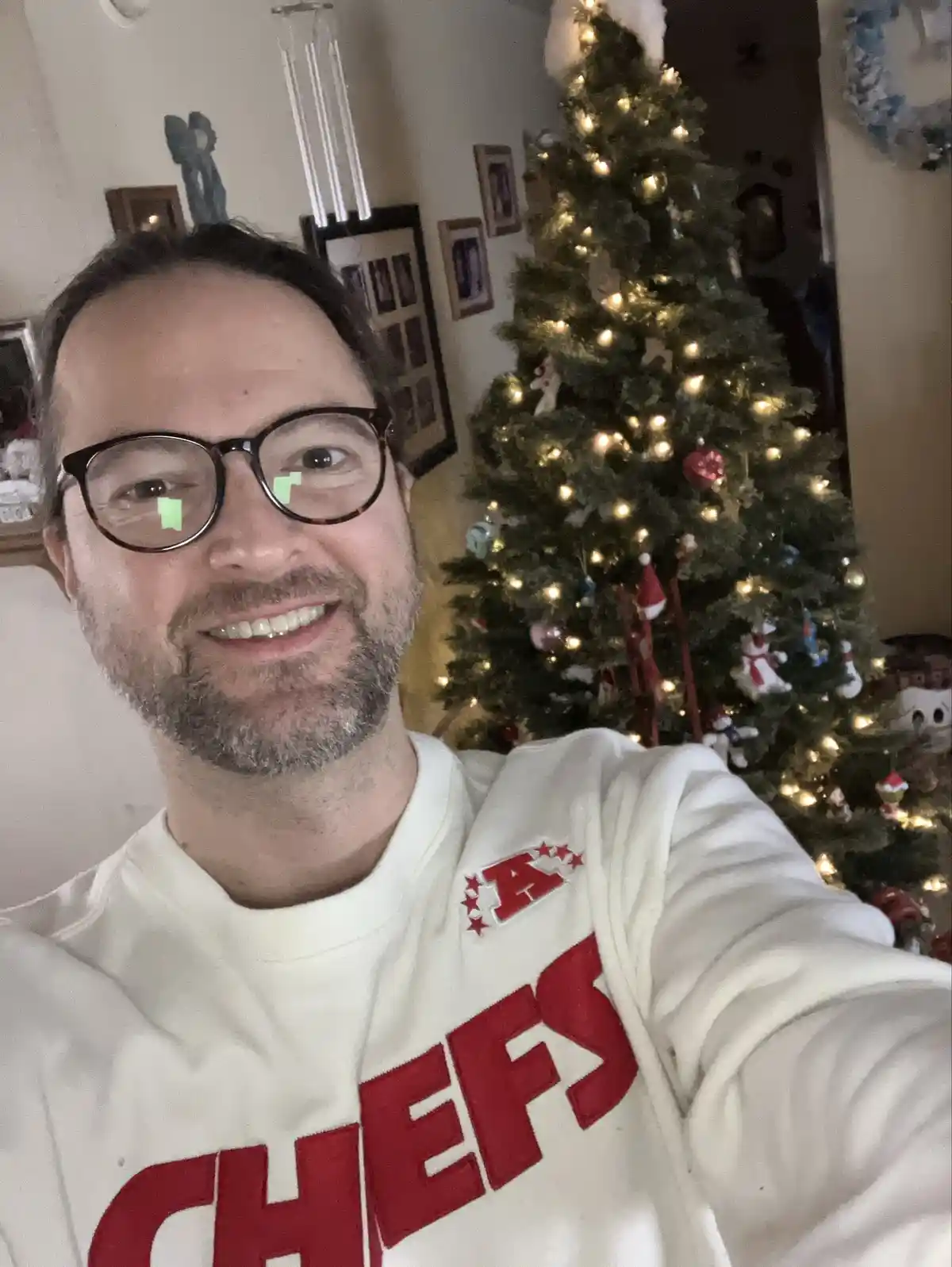 Merry Christmas! Here’s a Random Selfie and Some Memes