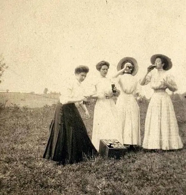 Teachers Let Loose on Spring Break, 1910 Style!