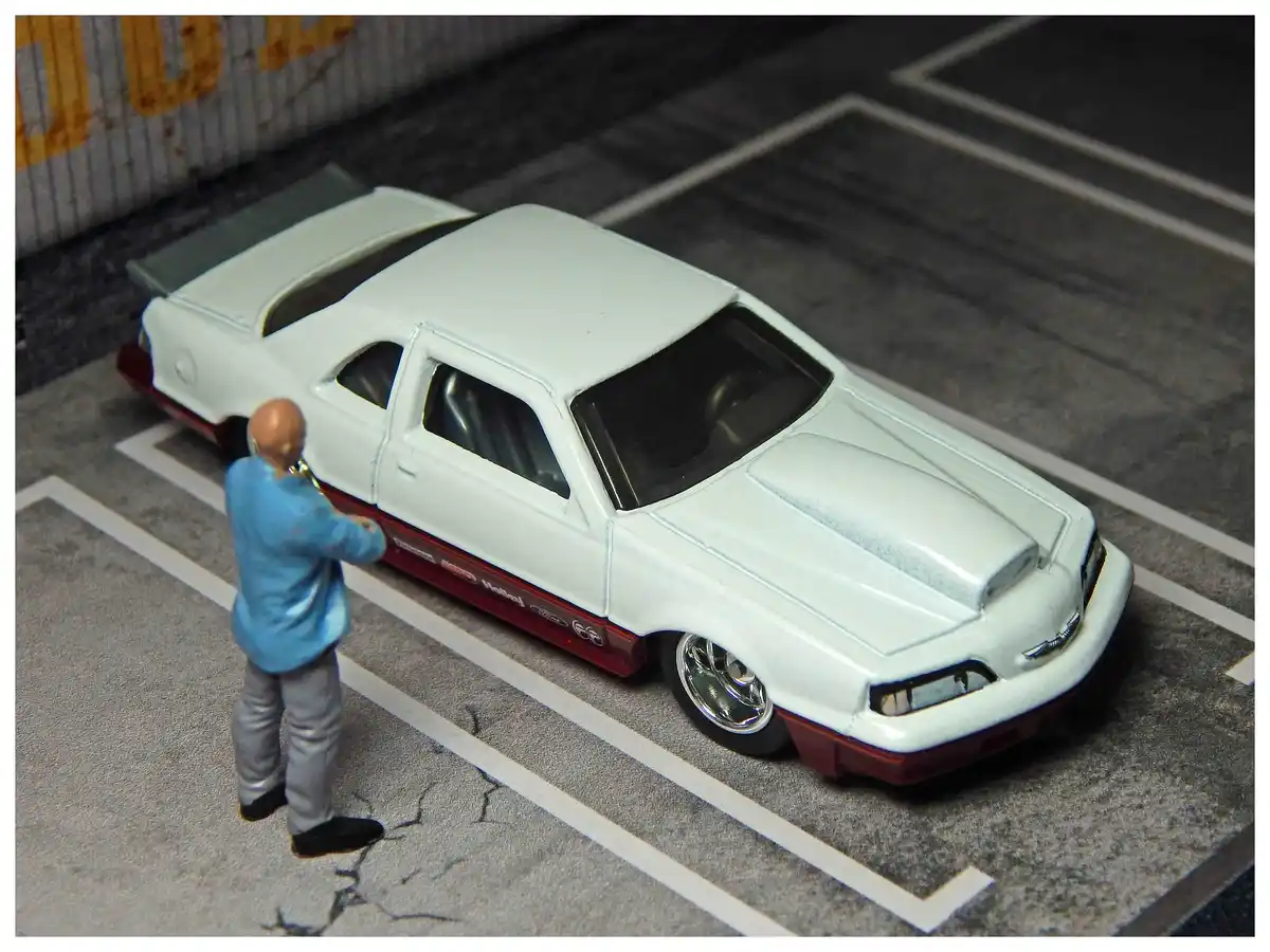 The Iconic 1988 Ford Thunderbird by Hot Wheels: Salt Flat Edition