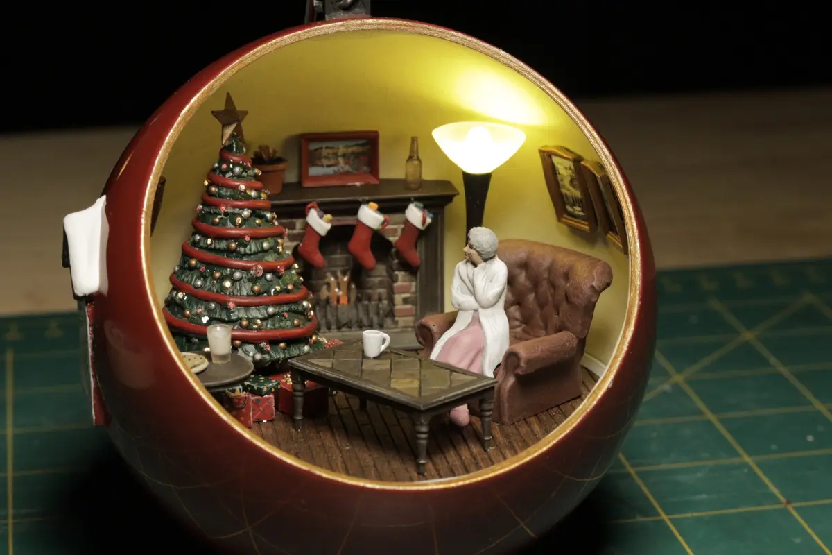 My Festive Creation: This Year's Christmas Ornament