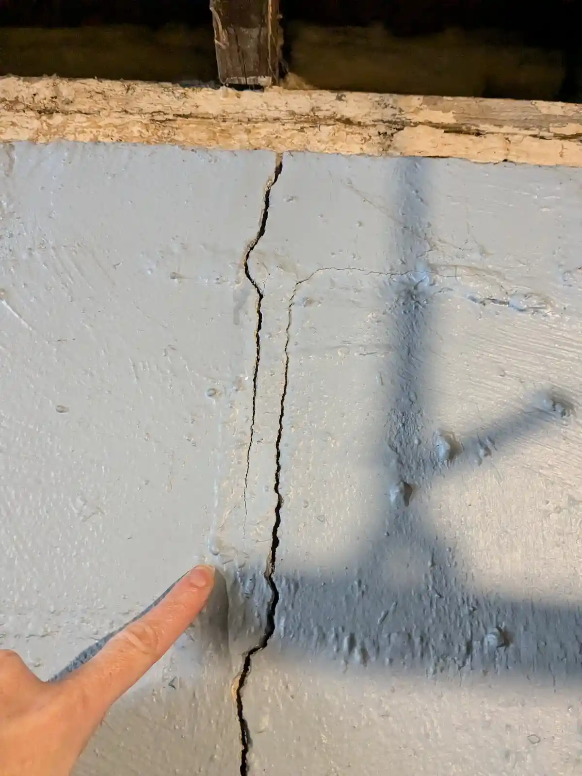 The infamous crack in the basement