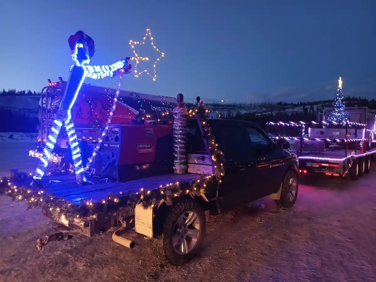 Creative Welding Wonders at the Whitehorse Christmas Parade