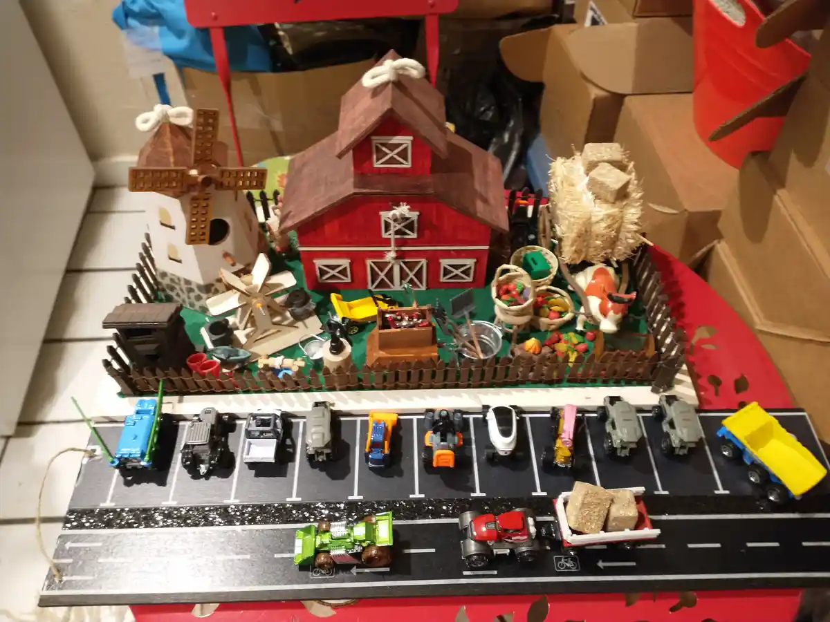 Welcome to the Hot Wheels Farm!