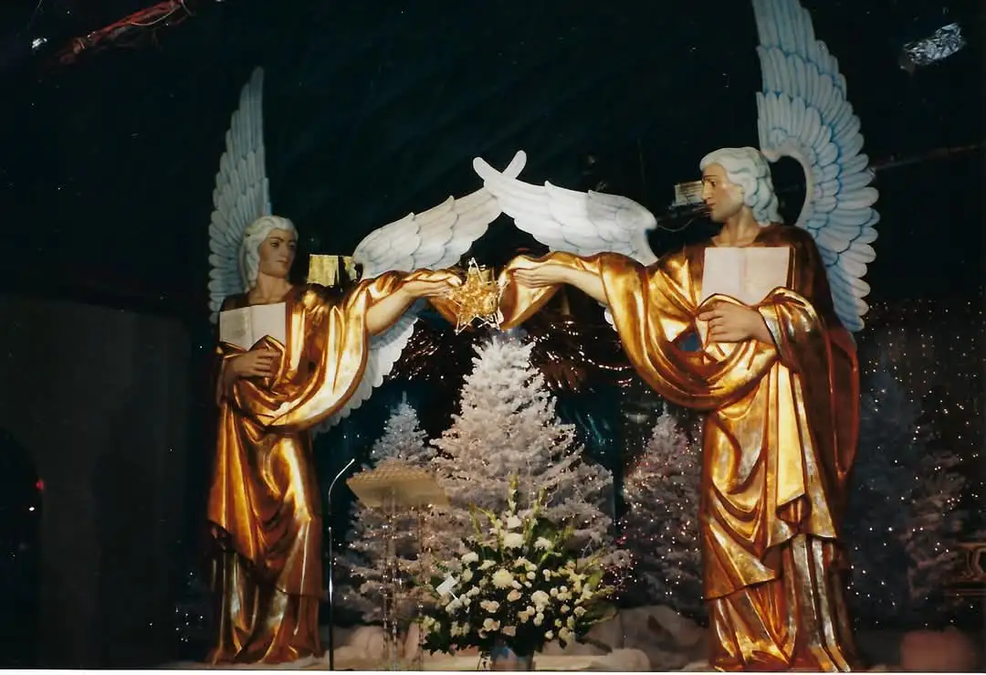 Miss Velma's Heartwarming Christmas Celebration in America