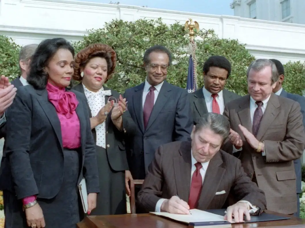 A Landmark Day: Ronald Reagan Establishes a Federal Holiday for Dr. Martin Luther King Jr. on November 2, 1983