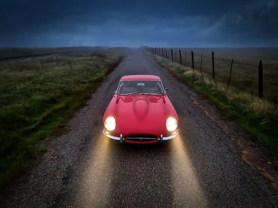 The Timeless Elegance of the 1967 Jaguar XKE FHC