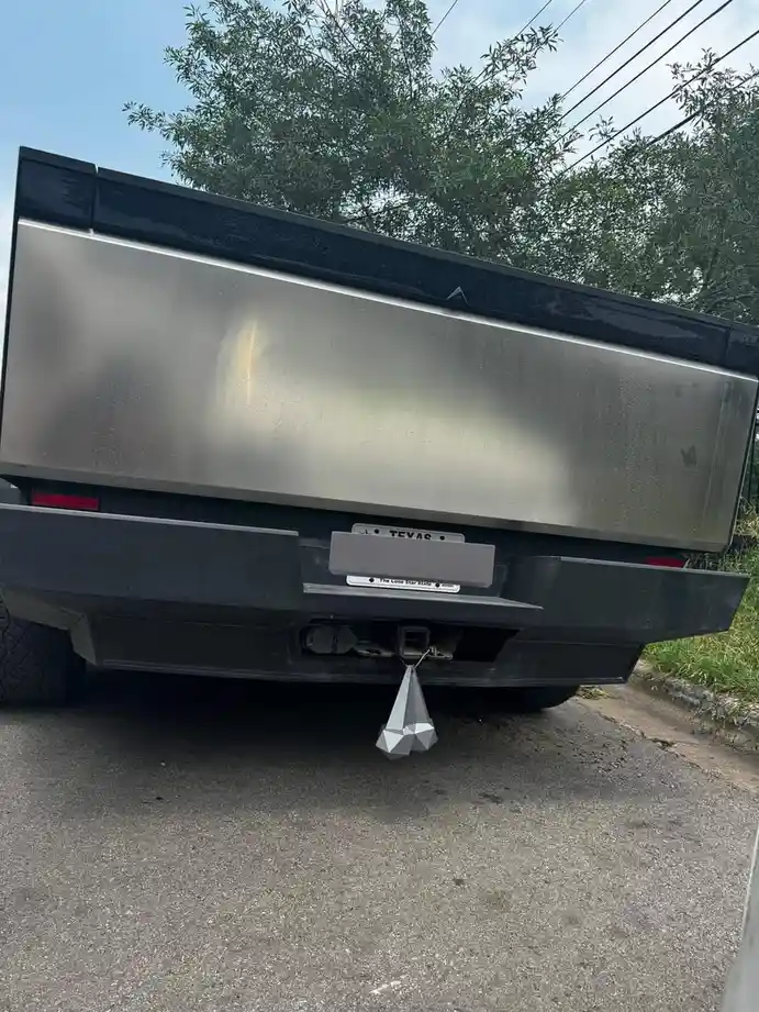 Fingers Crossed: Will the Bumper Hold the Weight?