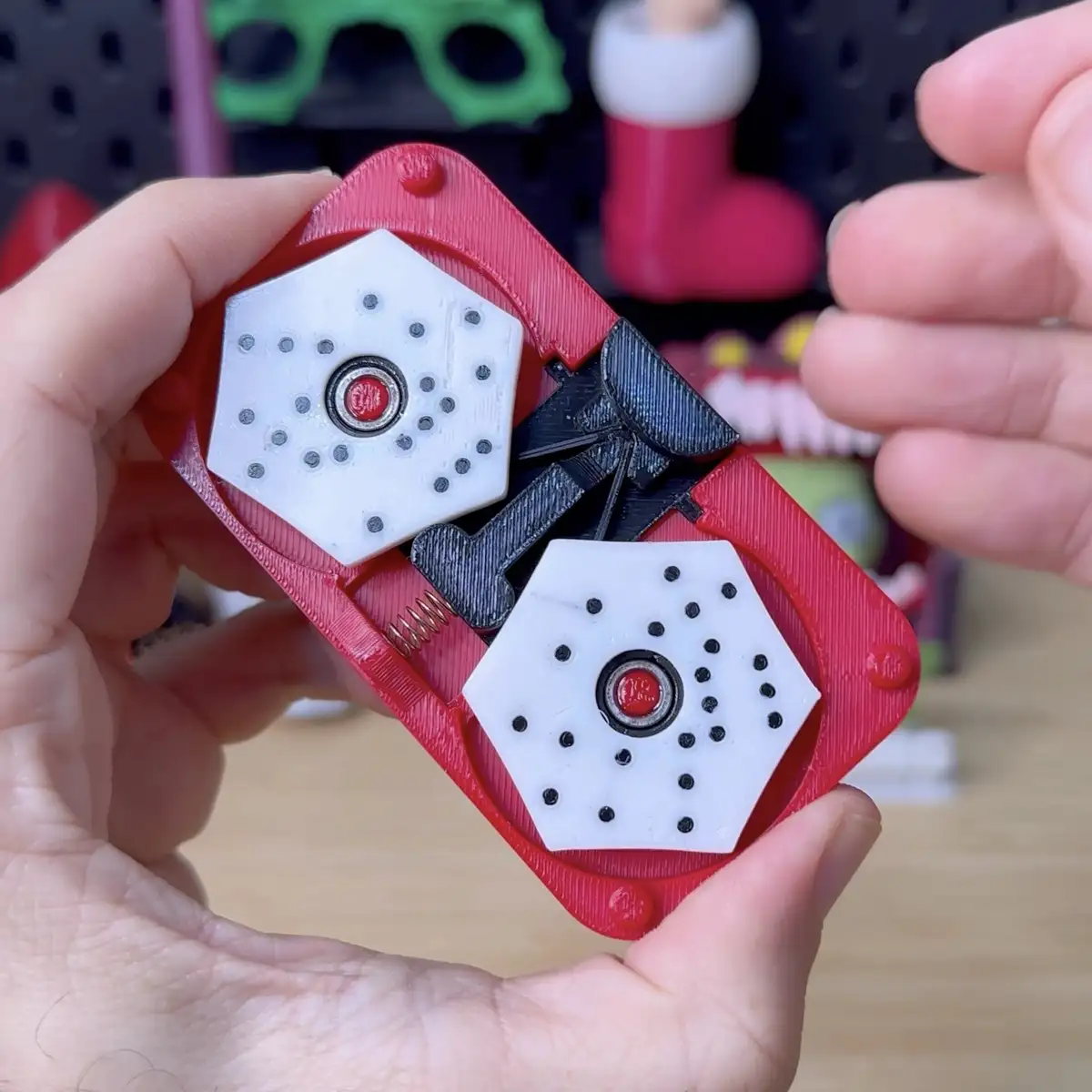 Introducing the Ingenious 3D Printed Mechanical Double Dice