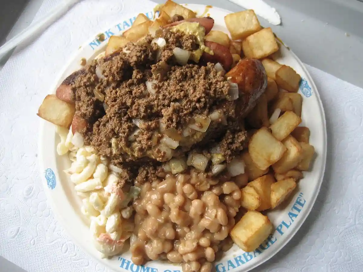 Which One Wins: Garbage Plate or Cincinnati Chili?