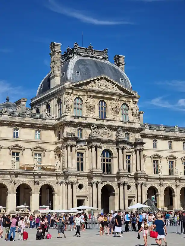 The Charm of Paris in One Image