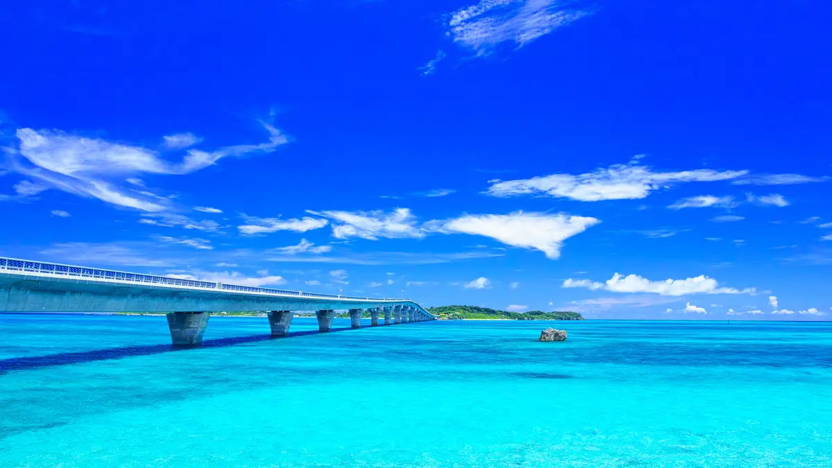 The Miyako Islands in southern Japan's Okinawa prefecture feature long bridges connecting six main islands. With a lack of…