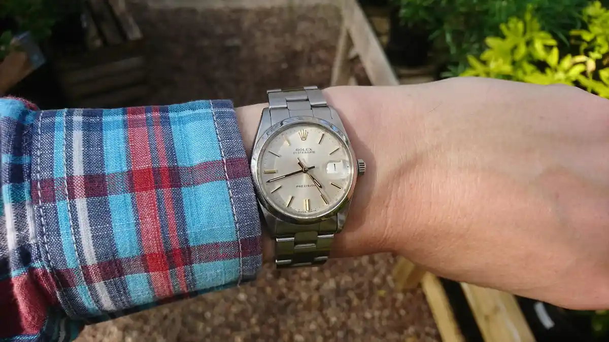 Oysterdate Precision: A Glimpse into 1965