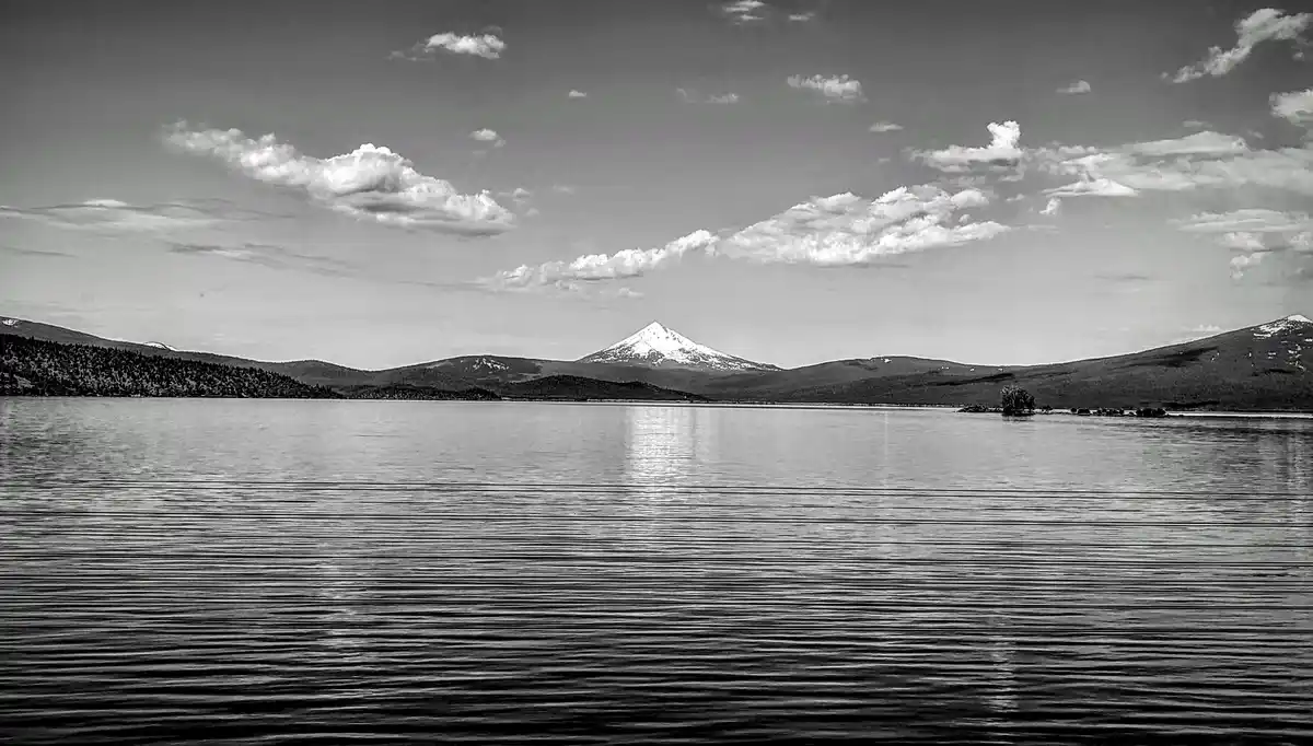 The Majestic Mt. McLaughlin in Oregon