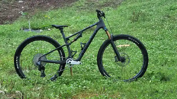 The Sleek and Powerful Cervelo ZFS-5