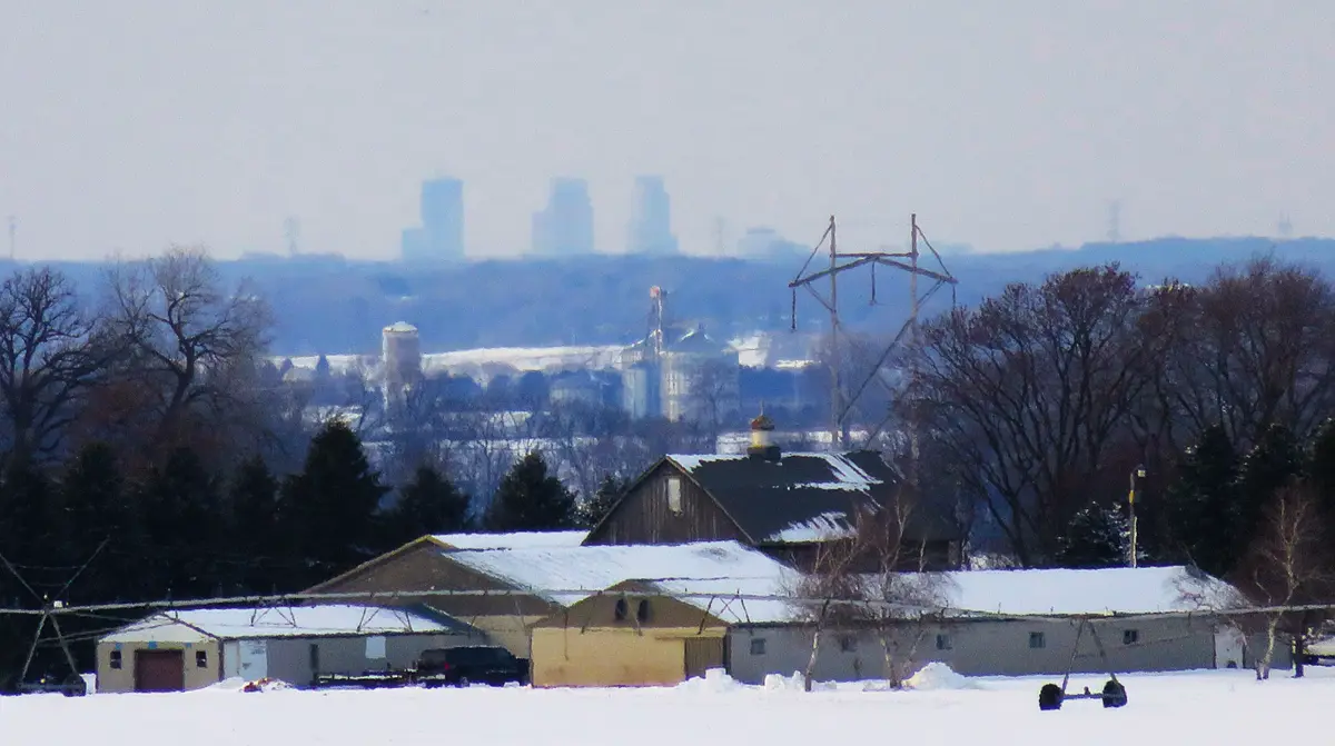 A stunning view of Minneapolis from Miesville, MN, 33 miles away [OC]