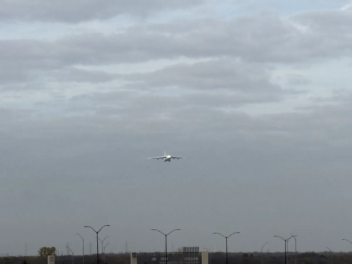 Witness the Massive Antonov Touchdown at DFW
