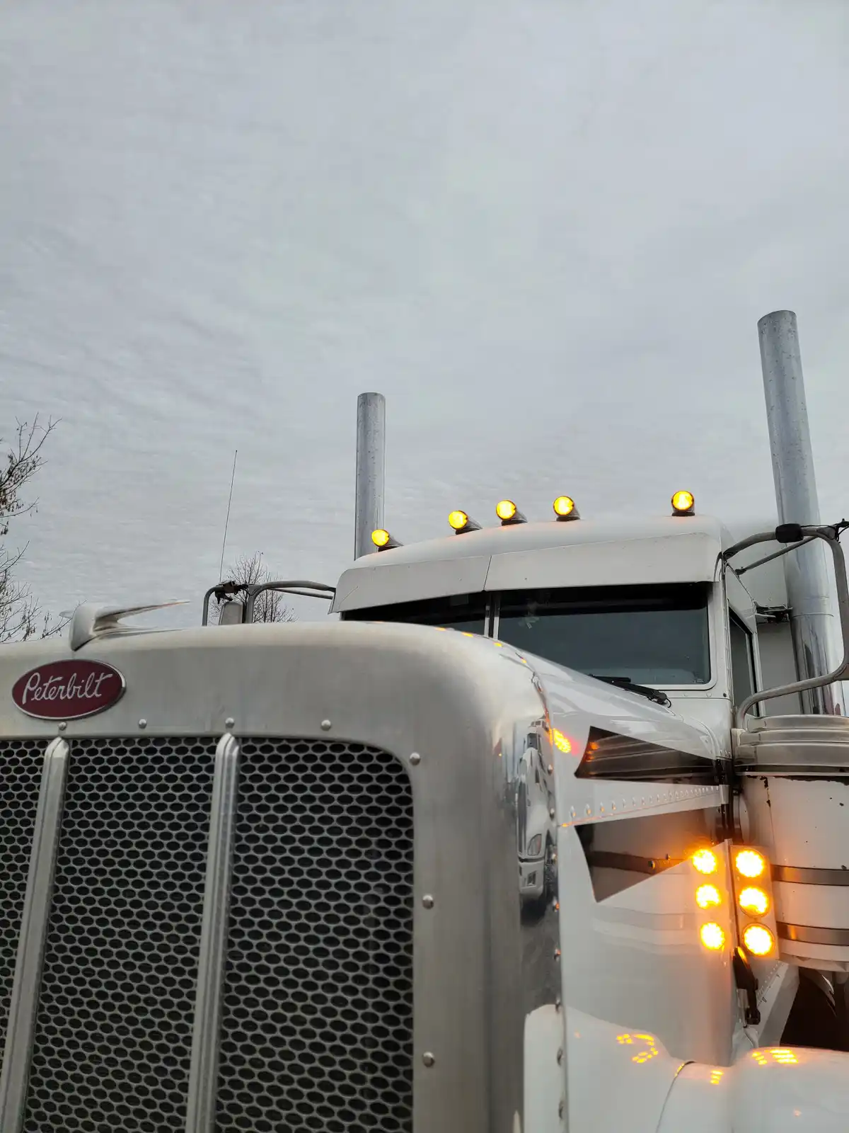 A glimpse into a trucker's life on November 26, 2024.