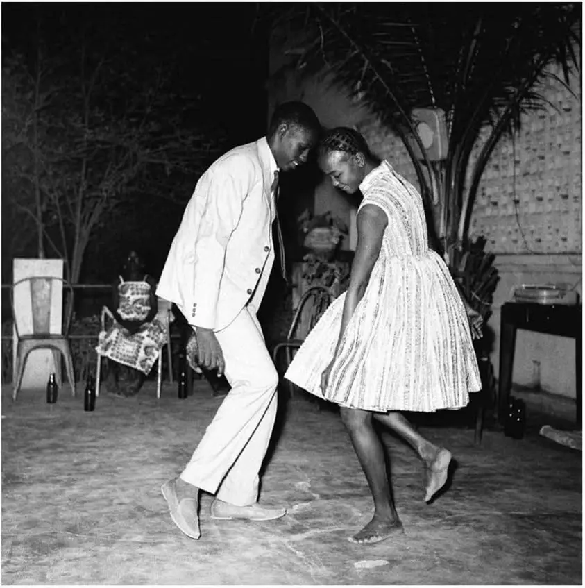 Exploring 'Nuit de Noël', a 1963 Masterpiece