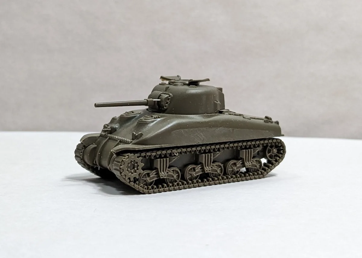 FoW M4A1 75mm Mid Production Model in 1:100 Scale
