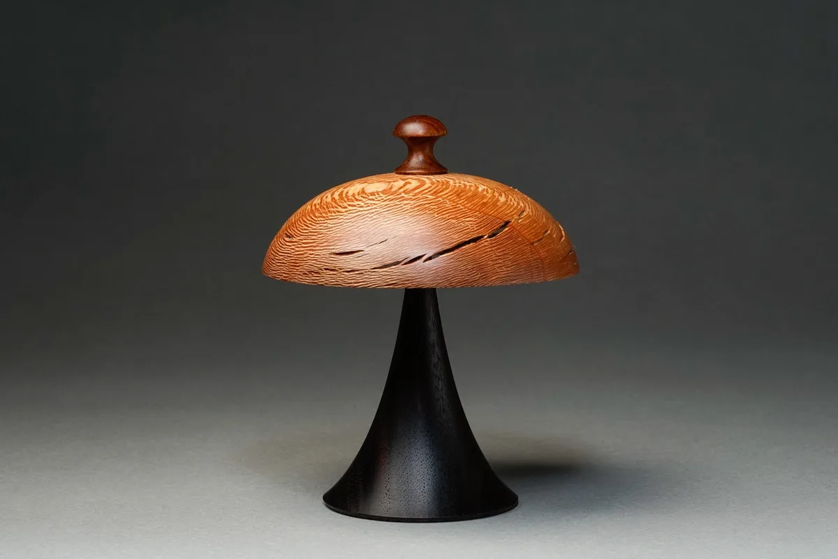 Captivating Spin Top with Side Grain Design