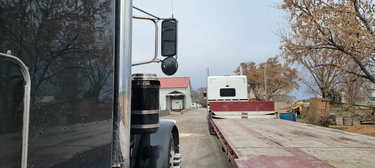 A Glimpse into a Trucker's Life: November 20, 2024