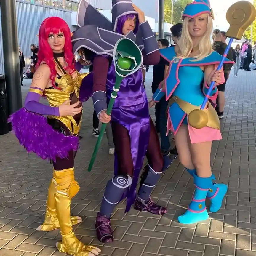 Dark Magician: The ultimate harem master.