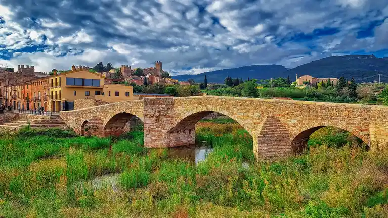 Montblanc: A Journey Through Pont Vell and the Francol River