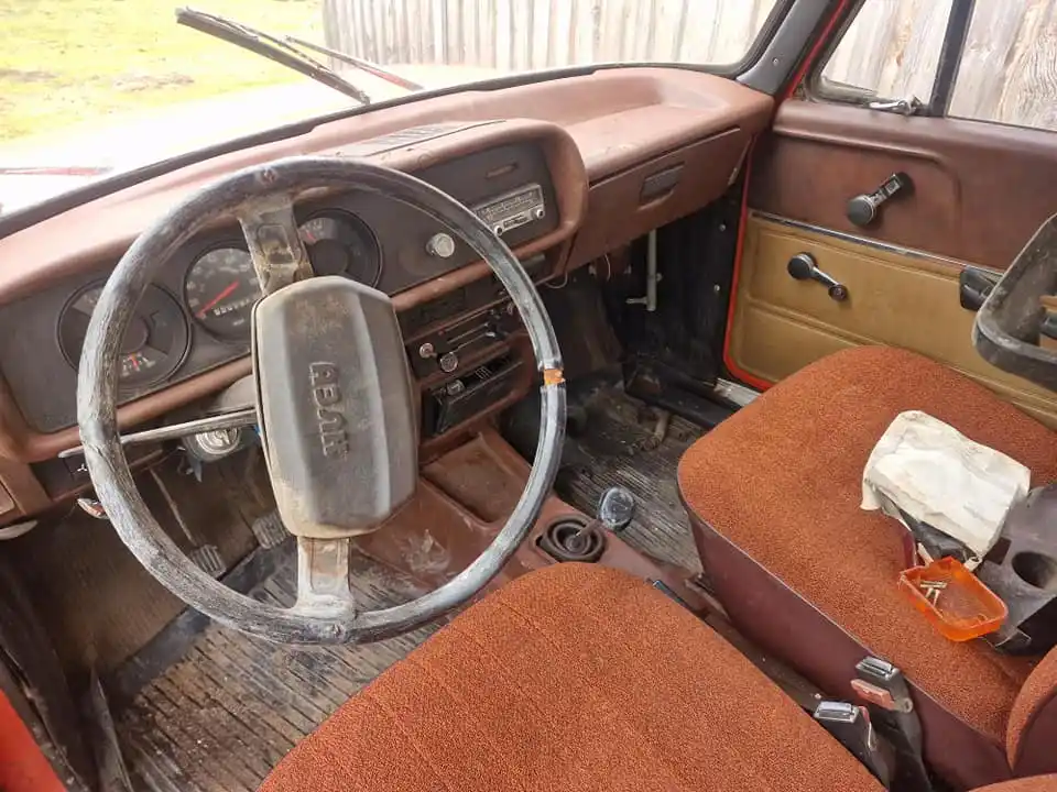 Discovering the Rare M2140 Interior