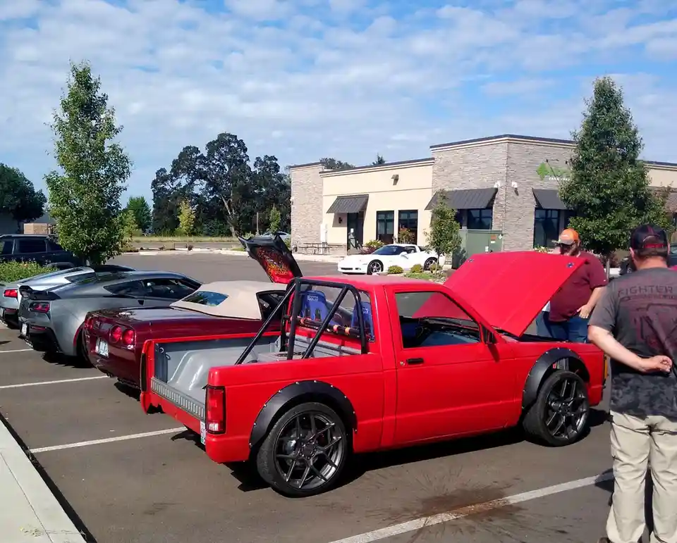 Check out my S10 shining at the car meet!