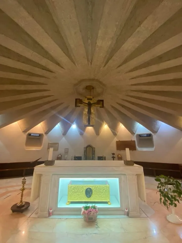 Majestic Cathedral: A Stunning Architectural Marvel