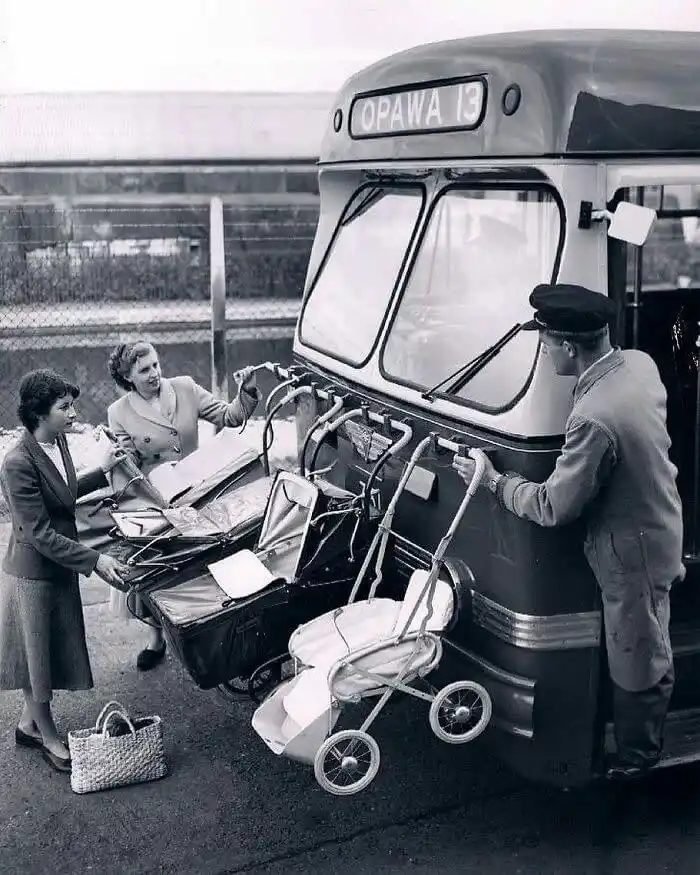 A Glimpse into the 1950s: Baby Strollers and Public Transport in Opawa, New Zealand